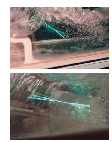 应用二维 LDV 测量系统研究面流消能的紊动特性（力学学报）